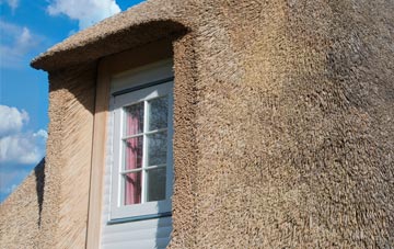 Knockmanoul thatch roof disadvantages